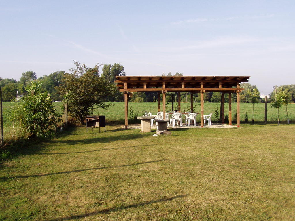 Pod Vapenkami Guest house